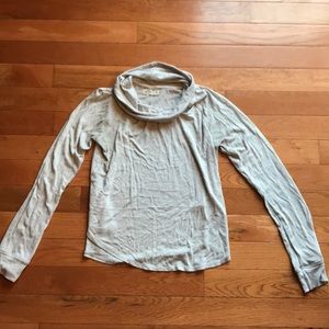 Hollister pullover sweater
